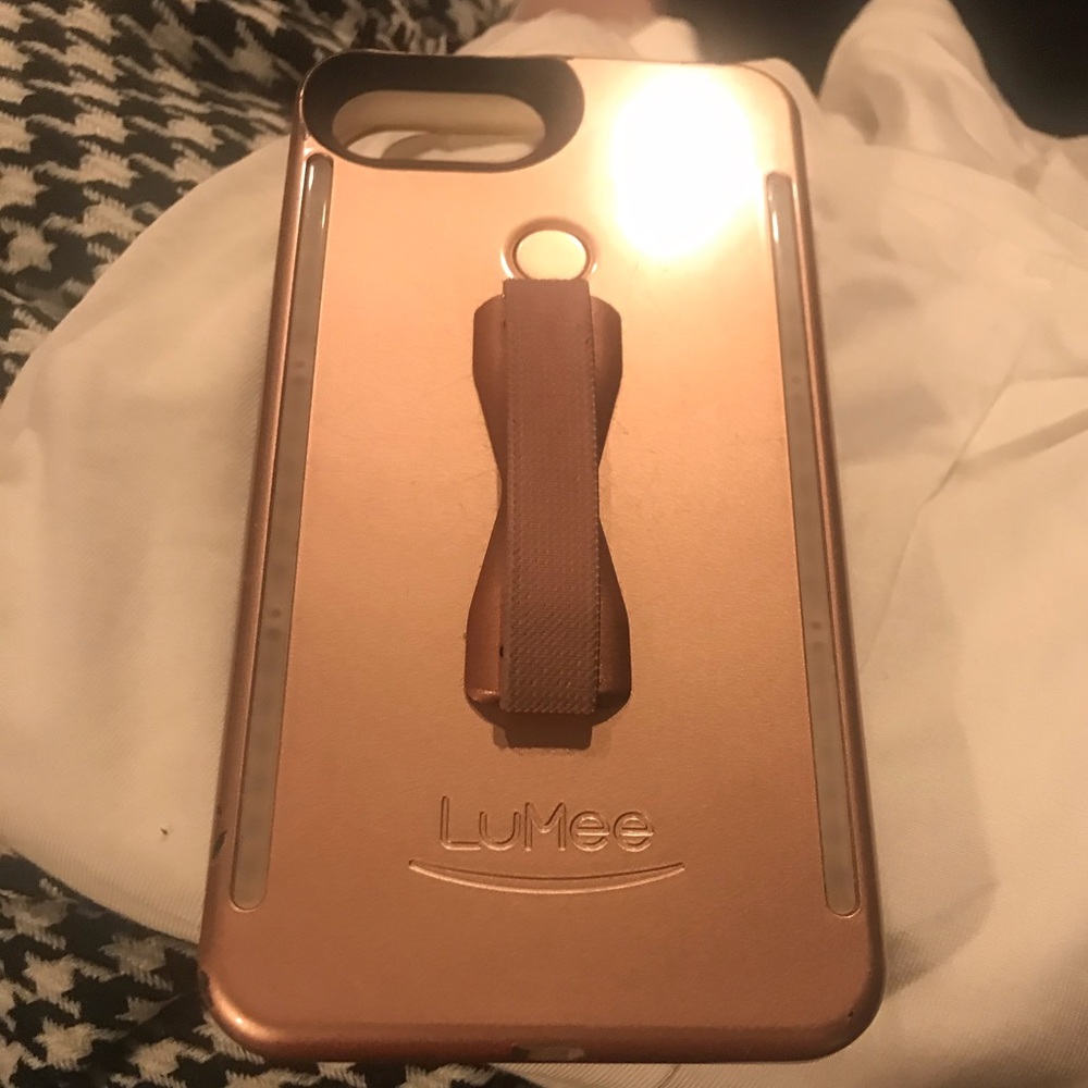LuMee cell phone cover with lights!